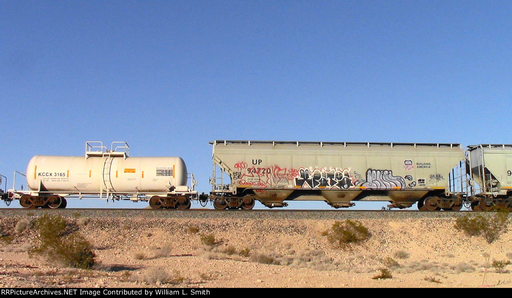 EB Manifest Frt at Erie NV -110